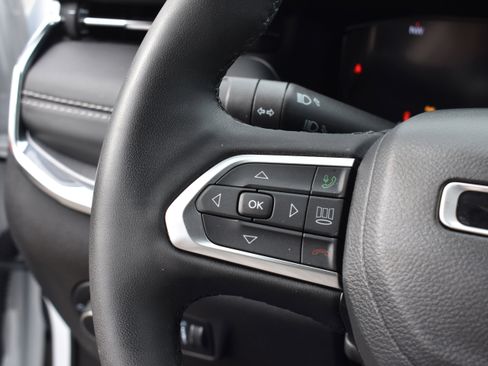 Used 2023 Jeep Compass High Altitude w/ Driver Assist Group I image 15