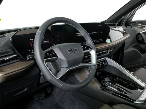 New 2025 Audi Q5 Premium Plus image 4