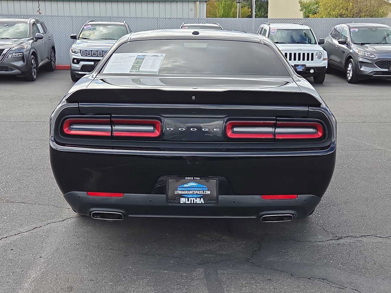 Used 2015 Dodge Challenger SXT w/ Sound Group RWD image 13