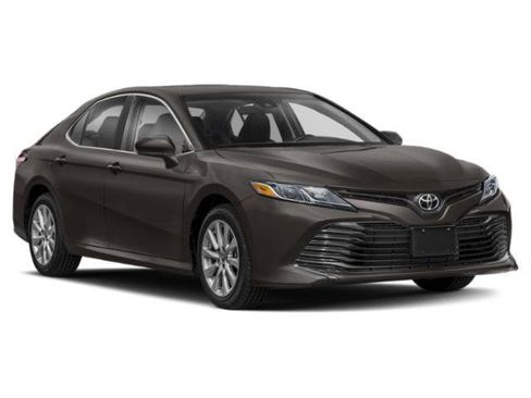 Used 2020 Toyota Camry LE w/ Cold Weather Package AWD/4WD image 9