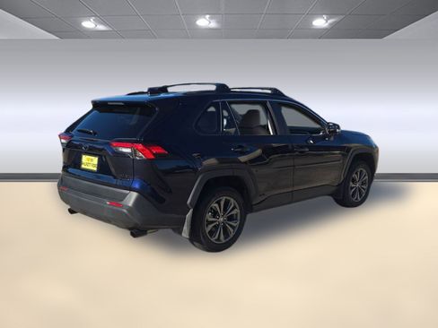 Used 2024 Toyota RAV4 XLE Premium image 9