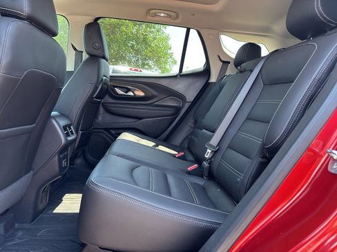 Certified 2023 GMC Terrain Denali w/ Denali Premium Package AWD/4WD image 18