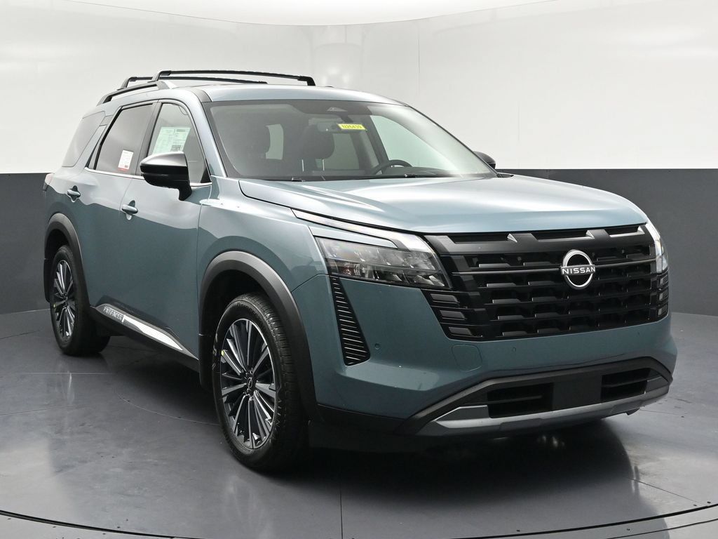 New 2026 Nissan Pathfinder Platinum w/ Accent Package AWD/4WD image 1