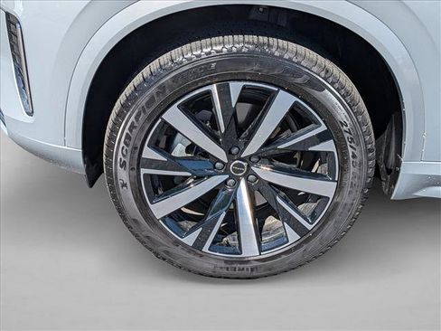 Certified 2026 Volvo XC90 B5 Core AWD/4WD image 24