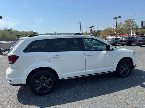 Used 2018 Dodge Journey Crossroad w/ Nav & Sun Group image 7