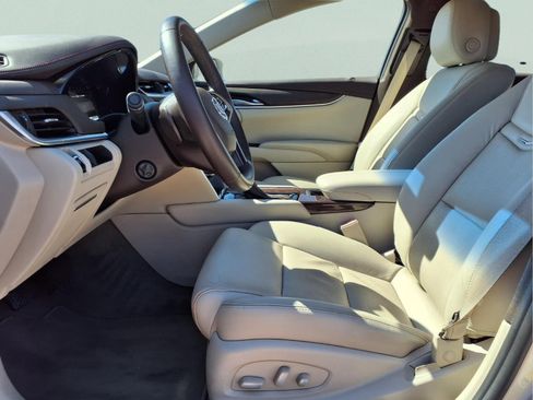 Used 2014 Cadillac XTS image 12