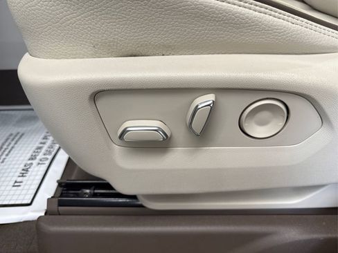 Used 2022 GMC Yukon Denali image 45