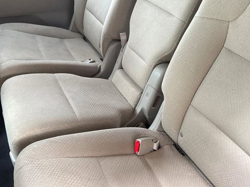 Used 2016 Honda Odyssey EX image 8