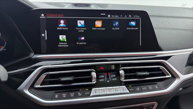 Used 2022 BMW X7 M50i w/ Dynamic Handling Package AWD/4WD image 34