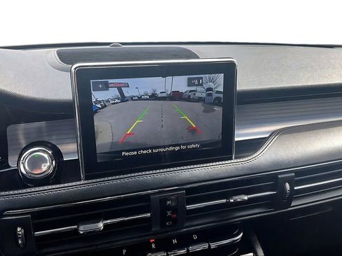 Used 2022 Lincoln Corsair AWD w/ Equipment Group 101A image 19