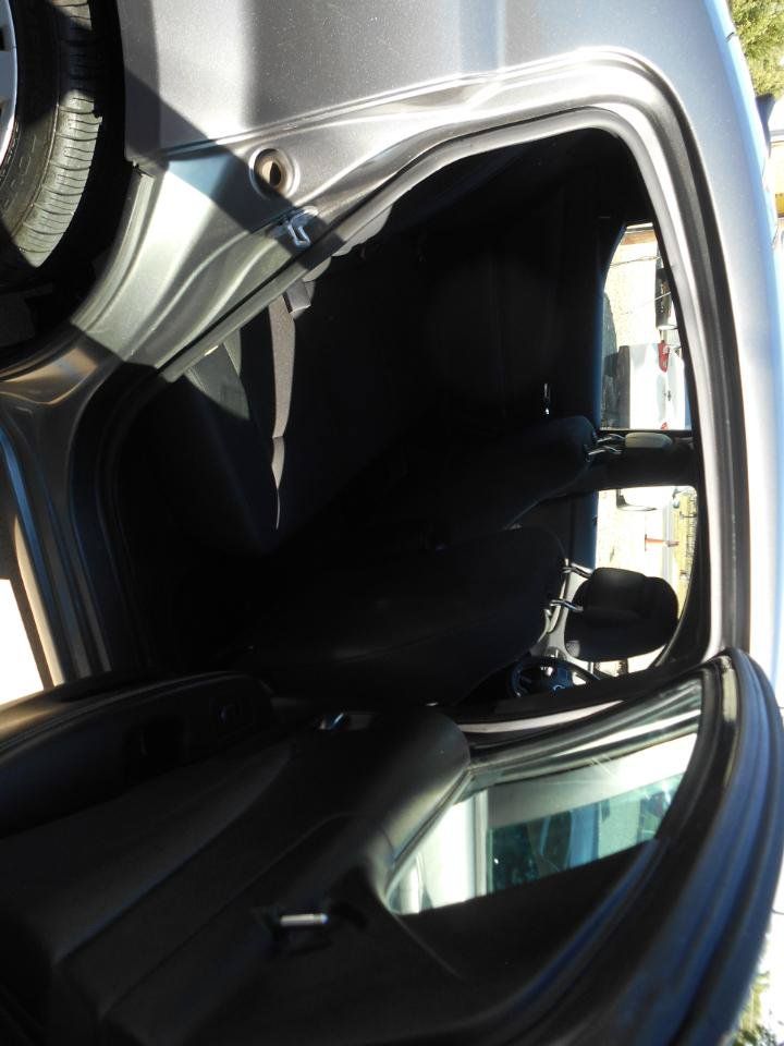 Used 2013 Dodge Avenger SE FWD image 9