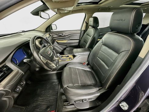 Used 2019 GMC Acadia Denali w/ Technology Package AWD/4WD image 13