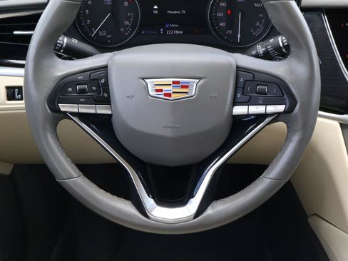 Certified 2024 Cadillac XT6 Premium Luxury w/ Technology Package FWD image 12