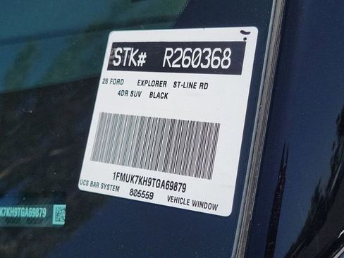 Used 2026 Ford Explorer ST-Line w/ ST-Line Street Pack RWD image 30