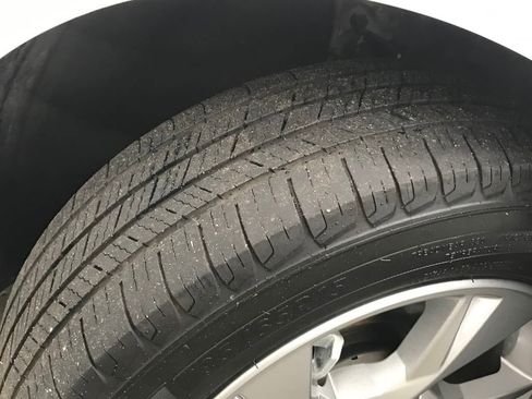 Used 2023 Hyundai Elantra SE image 33