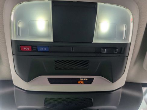 Certified 2025 Subaru Crosstrek 2.0i Premium image 13