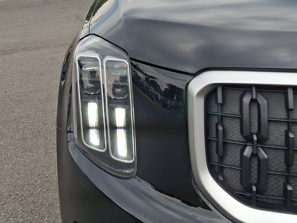 Used 2023 Kia Telluride EX AWD/4WD image 12