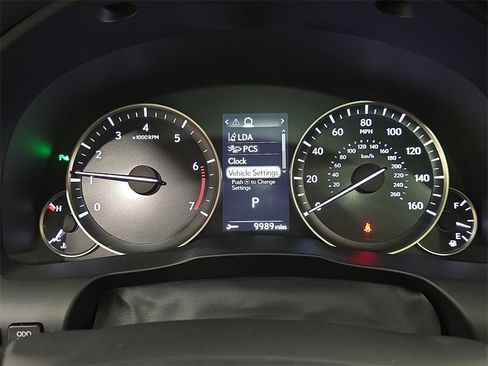 Used 2016 Lexus ES 350 w/ Luxury Package w/Wood Trim image 22