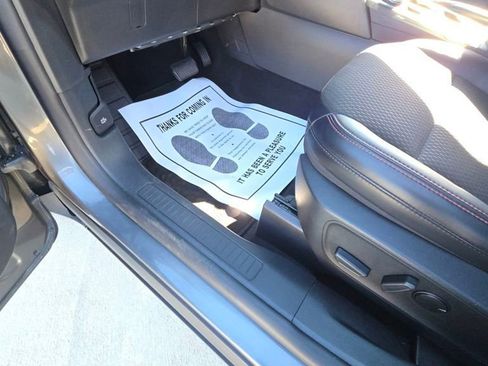 Used 2025 Ford Escape ST-Line image 22