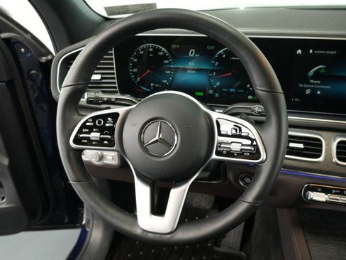 Used 2021 Mercedes-Benz GLS 450 4MATIC image 37