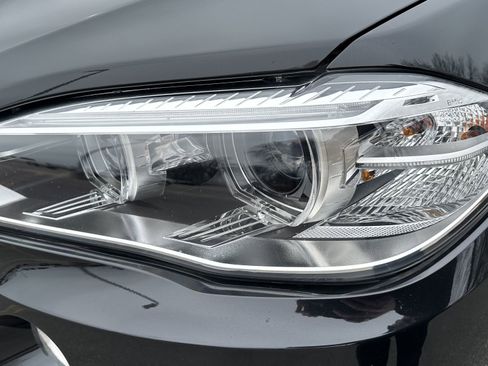 Used 2018 BMW X5 xDrive40e image 6