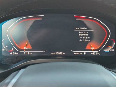 Used 2024 BMW X4 xDrive30i w/ Parking Assistance Package AWD/4WD image 11