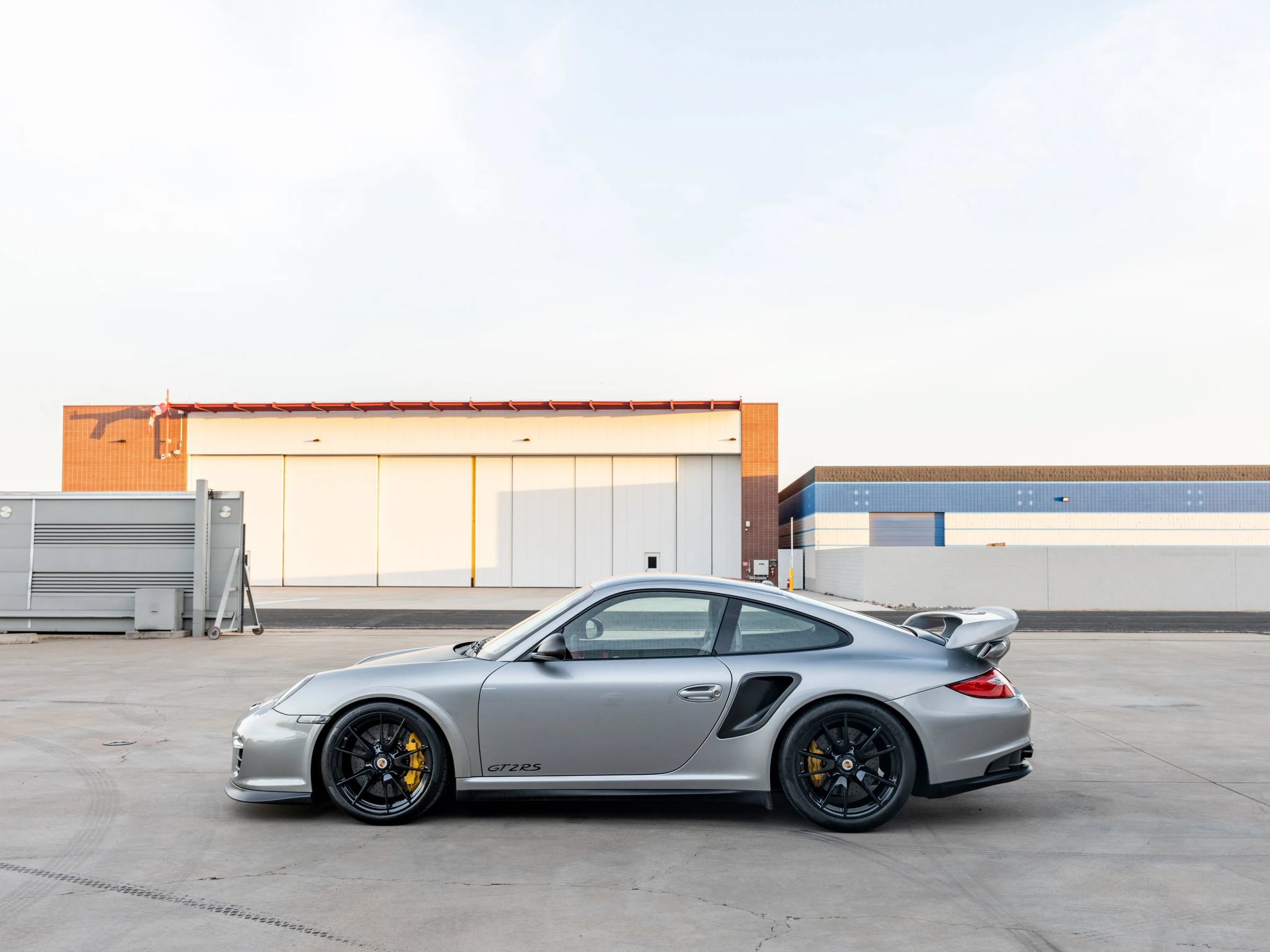Used 2011 Porsche 911 GT2 RS RWD image 23