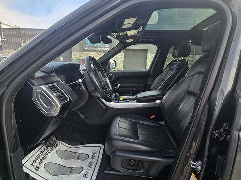Used 2020 Land Rover Range Rover Sport HSE image 14