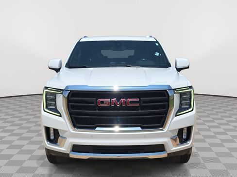 Used 2022 GMC Yukon SLT w/ SLT Luxury Package AWD/4WD image 2