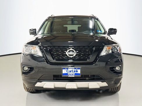 Used 2020 Nissan Pathfinder SL image 2