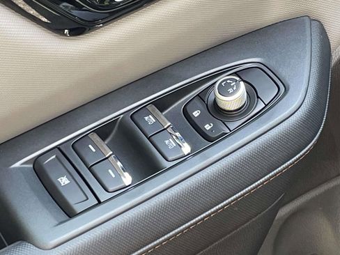 Used 2025 Subaru Forester Sport image 16