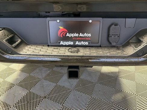 New 2025 RAM 1500 Big Horn w/ Night Edition image 10