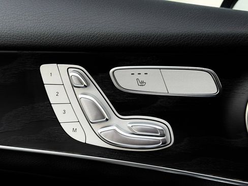 Used 2018 Mercedes-Benz GLC 300 image 23