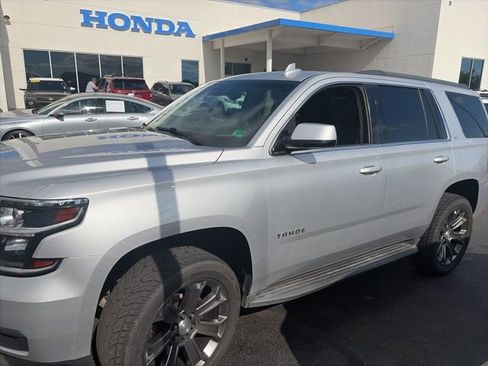 Used 2015 Chevrolet Tahoe LT AWD/4WD image 10
