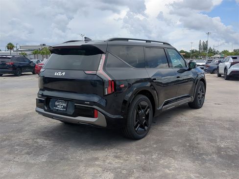 New 2026 Kia EV9 GT-Line image 8