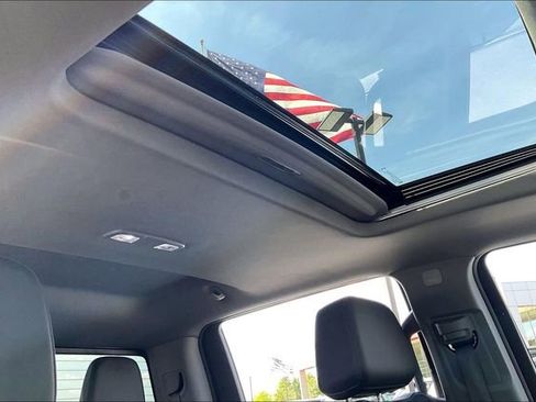 Used 2024 Chevrolet Silverado 1500 LT Trail Boss w/ LT Trail Boss Premium Package image 22