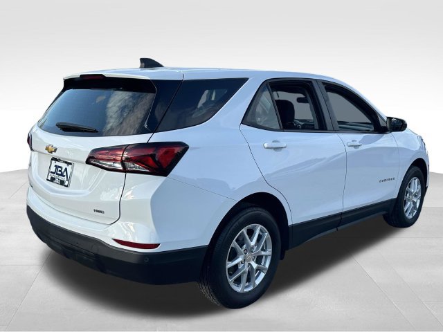 Certified 2024 Chevrolet Equinox LS w/ Driver Confidence II Package AWD/4WD image 26