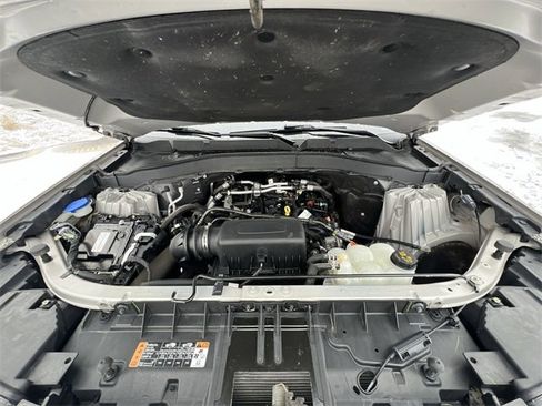 Used 2021 Ford Explorer XLT w/ Equipment Group 202A image 13