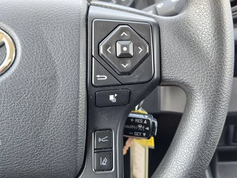 Used 2020 Toyota Tacoma SR RWD image 28