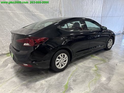 Used 2019 Hyundai Elantra SE w/ Cargo Package image 8