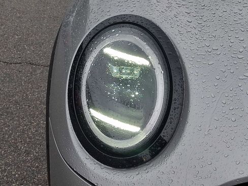 Used 2025 MINI Cooper S image 9