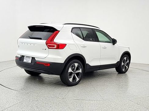 New 2026 Volvo XC40 B5 Plus w/ Protection Package Premier AWD/4WD image 5