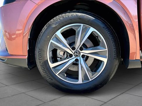 Used 2024 Lexus RX 350 Premium w/ Accessory Package (Z1) image 10