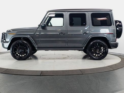 Used 2024 Mercedes-Benz G 550 image 4