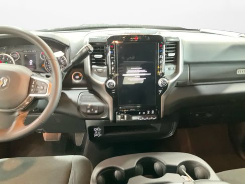 Used 2026 RAM 2500 Big Horn AWD/4WD image 12