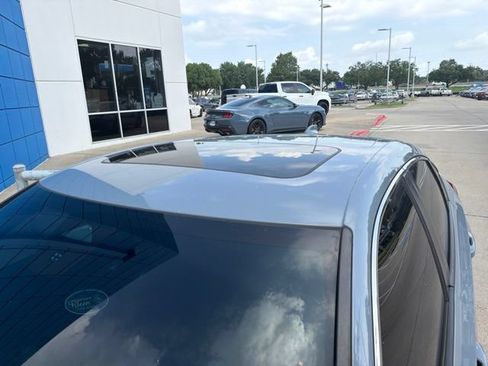 Used 2022 Honda Civic Sport Touring image 9
