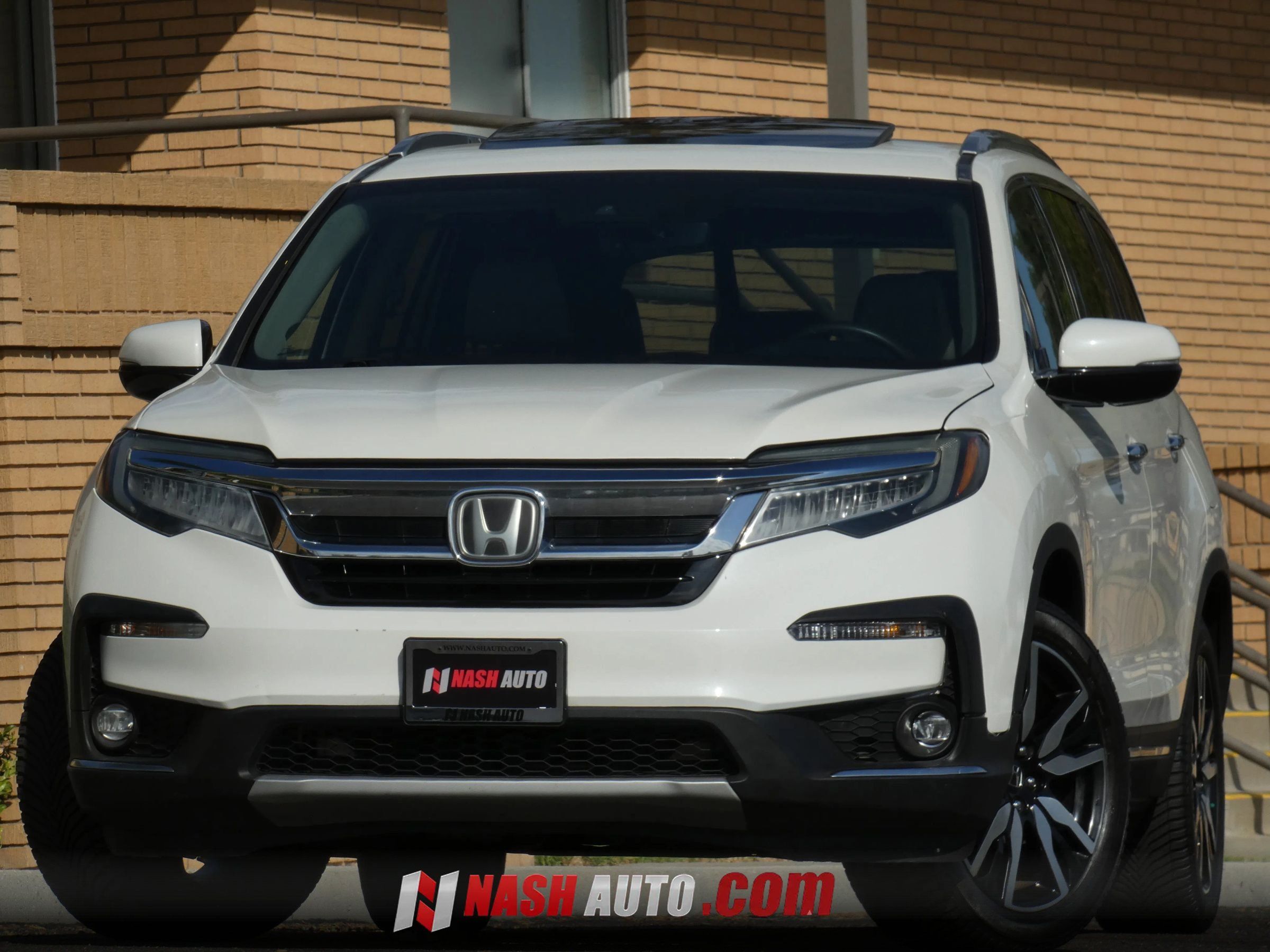 Used 2019 Honda Pilot Touring image 4