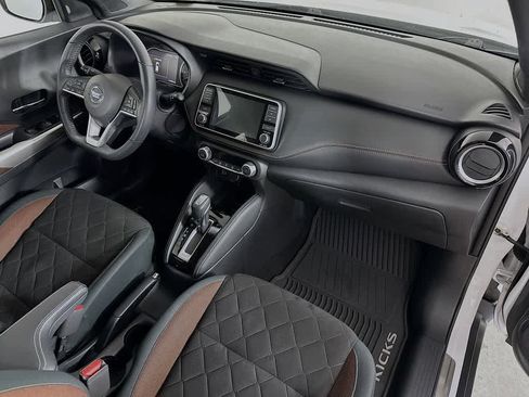 Used 2020 Nissan Kicks SR w/ Exterior Package FWD image 30