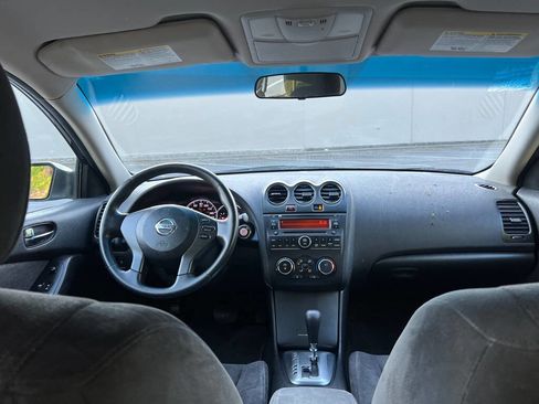 Used 2010 Nissan Altima 2.5 S image 11