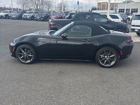 Used 2016 MAZDA MX-5 Miata Grand Touring RWD image 6